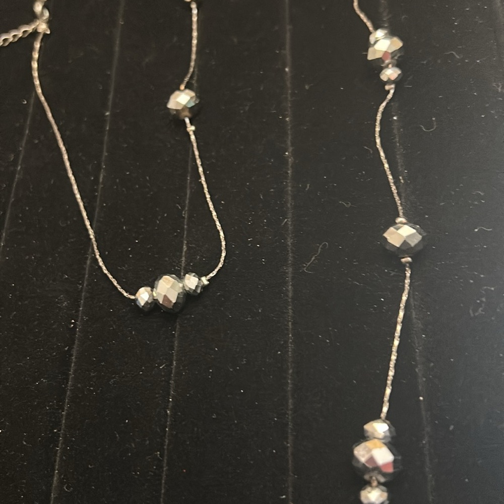 Elegant Silver Beaded Necklace - Picture 5 of 6